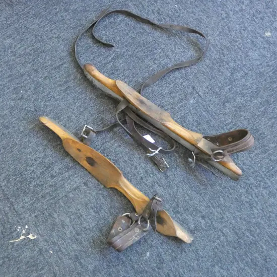 PR OLD WOOD STEEL & LEATHER ICE SKATES