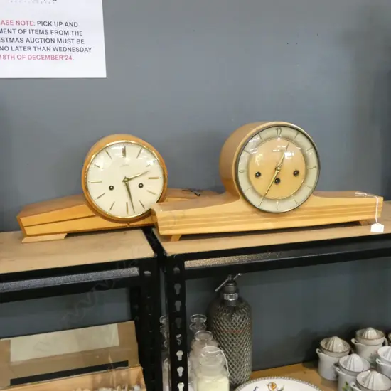 2 RETRO MANTLE CLOCKS W.490mm