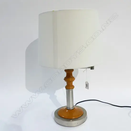 SWING ARM TABLE LAMP H.465mm