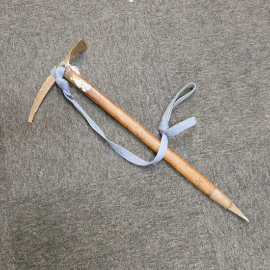 VINTAGE CHOUINARD-FROST ICE PICK AXE L.690mm