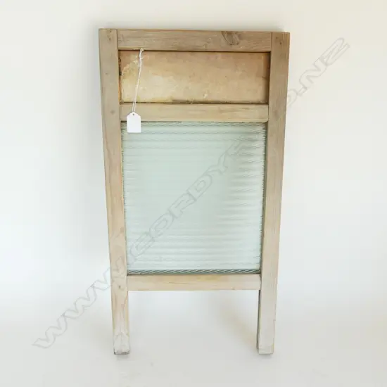 VINTAGE WOOD WASHBOARD 610x320mm