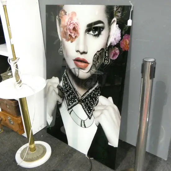 MODERN PRINT ON GLASS, FASHION PORTRAIT 1200x800mm