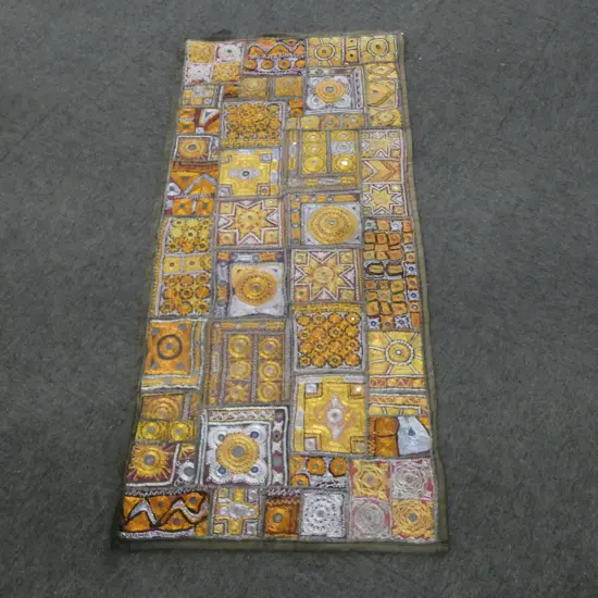 WALL HANGING TAPESTRY 