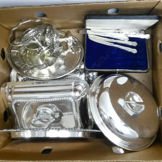 ASST EP; BOXED CUTLERY, 2 SERVING DISHES etc 