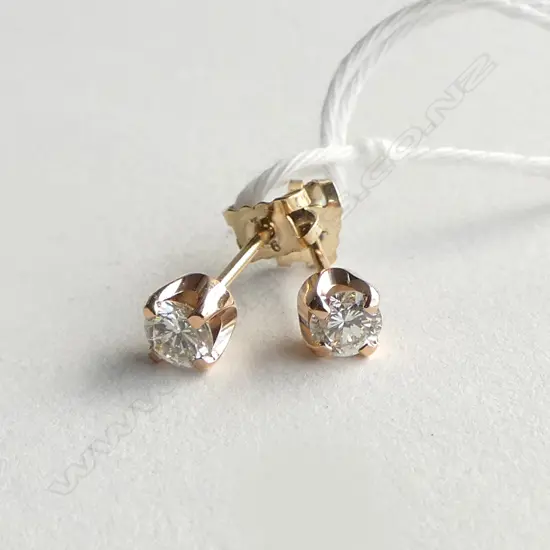 PR 9ct GOLD DIAMOND STUD EARRINGS APPROX TDW. 0.40ct graded H/I Colour VS clarity (These have been checked by an expert)