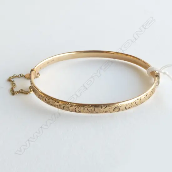 9ct ENGRAVED GOLD over METAL BRACELET 