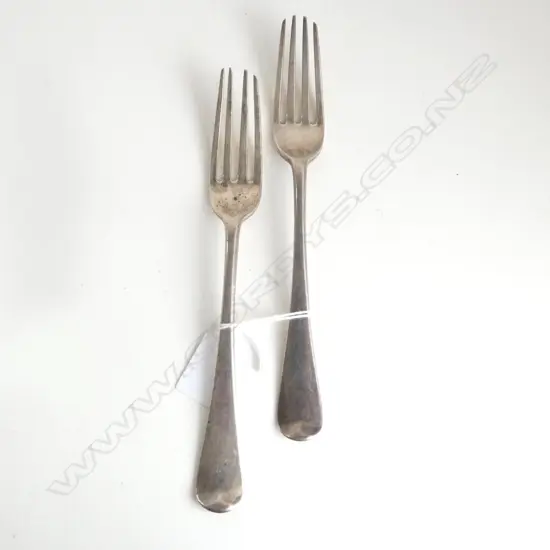 PR GEORGE III SILVER TABLE FORKS L.1815 138gms