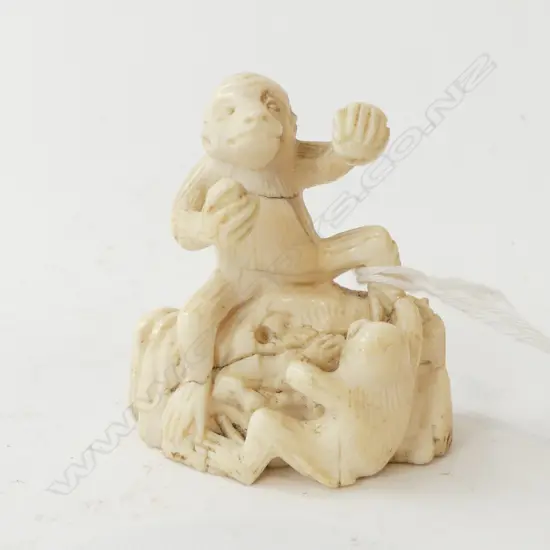 CARVED IVORY MONKEYS PLAYING