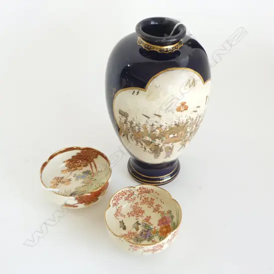 SATSUMA VASE MEIJI PERIOD FINE DETAILED SCENE OF PROCESSION & BIRDS IN FOLIAGE DAMAGE TO OPENING H.220mm 2 SMALL DISHES