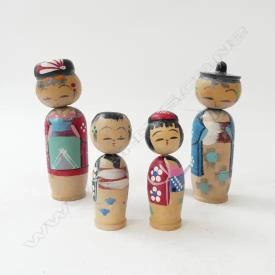 4 VINTAGE STACKING KOKESHI DOLLS
