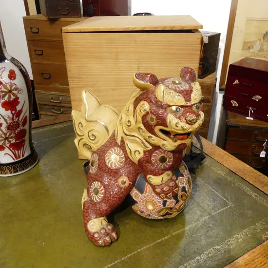 VINTAGE JAPANESE SHISHI FIGURE BRIGHTLY GLAZED POTTERY & GILDED H.245mm BOXED
