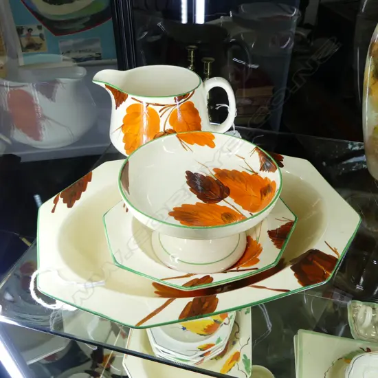 4PCS AUTUNM LEAF PAT C/CLIFF JUG H100 SMALL COMPORT & 2 OCTAGANAL DISHES