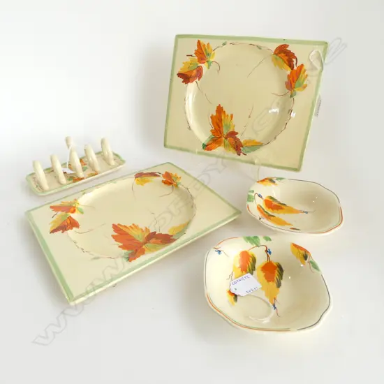 2 RETANGULAR 'HONEYGLAZE' AUTUMN LEAF 'BIARRITZ' PLATES L.260mm 2 DISHES & TOAST RACK L.170mm
