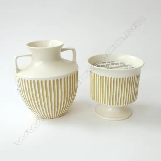 PR HORNSEA VASES H.210mm