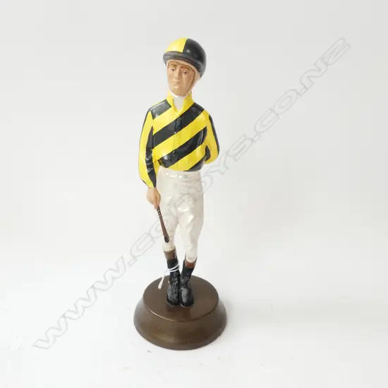 UNUSUAL CERAMIC FIGURINE OF A JOCKEY REFERENCE NO 399 H.2656mm