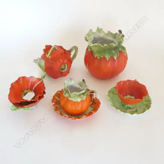 ROYAL BAYREUTH POPPY SHAPED TEASET JUG H.160X130 TPOT SUGAR MILK 1 CUP 2 DISHES