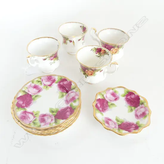 4 SMALL SIZE OLD COUNTRYT ROSE C/S WITH ADDED SAUCER OLD ENGLISH ROSE.