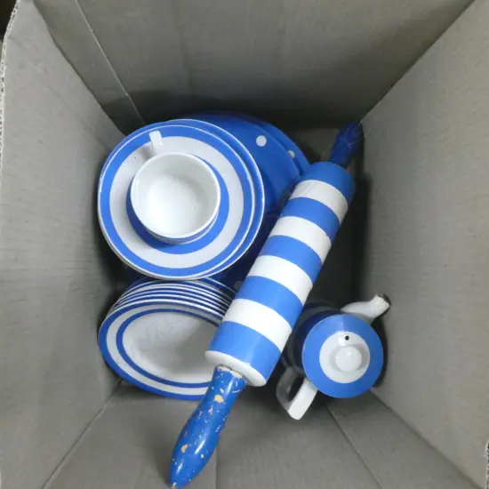 ASST. T. G. GREEN CORNISHWARE / BLUE DOMINO