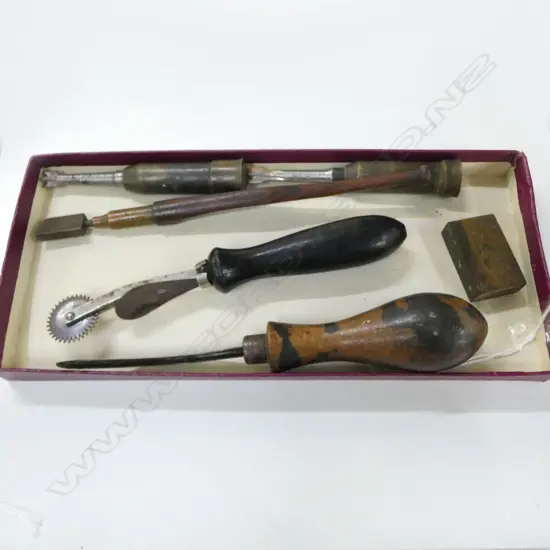 ANTIQUE TOOLS – NICHOLSON LONDON GLASS CUTTER, BRASS SEAL, ETC