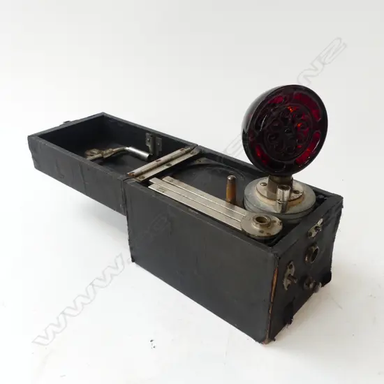 MINITURE CASED GRAMAPHONE 100X160X130mm