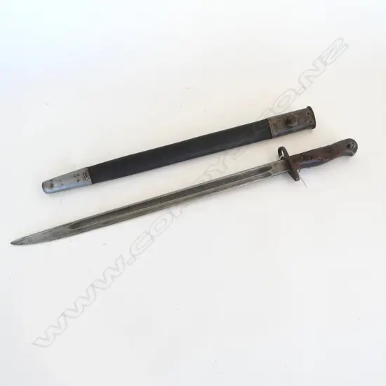 LITHGOW 1907 BAYONET & LEATHER SCABBARD L.585mm