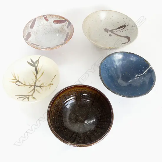 5 NZ STUDIO POTTERY BOWLS