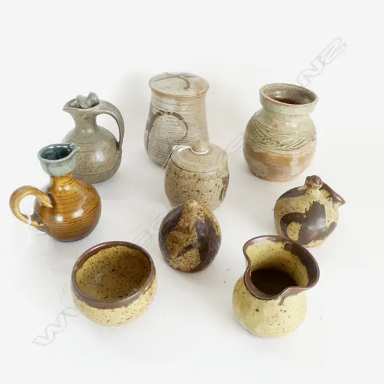 9 ITEMS 70S NZ POTTERY 2 EWERS 4 SPECKLED SALT PIG ETC 2 MATCHING BRUSH DECORATED