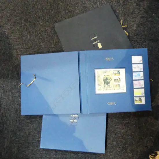 2 LTD. ED. CASED NZ STAMP ALBUMS 'A NEW BEGINNING' + 'NEW ZEALAND ART'