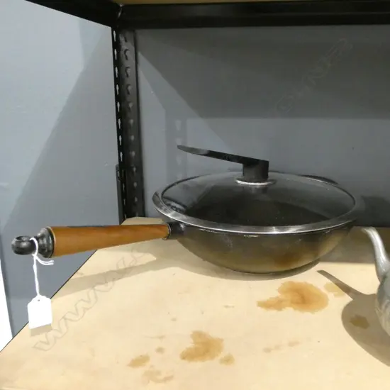 SWEDISH SKEPPSHULT DEEP CAST IRON PAN w. LID 330mm dia