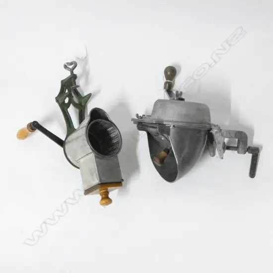 (2685/1538) VINTAGE METAL BOHNALIE TABLETOP SLICER & VINTAGE METAL ALING TABLETOP GRATER LARGEST H.330mm