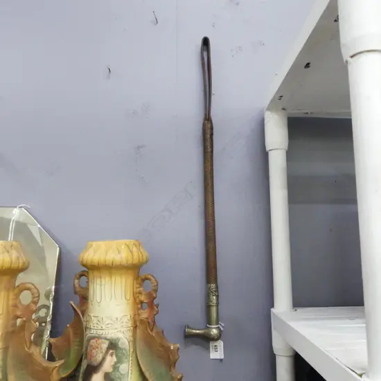 ANTIQUE LEATHER RIDING WHIP, G & J ZAIR L.590mm