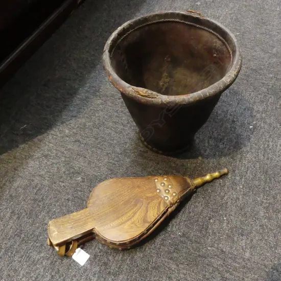 OLD LEATHER BIN H.290mm + BELLOWS