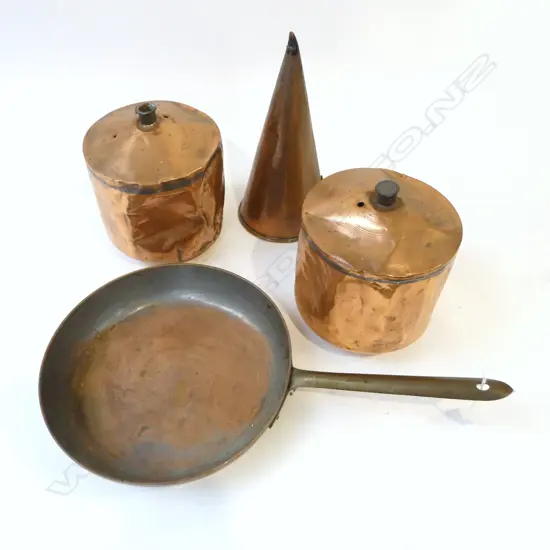 4 PCES COPPER; PR DENTED CONTAINERS, TARGUS PORTUGAL PAN 260mm dia, CONE