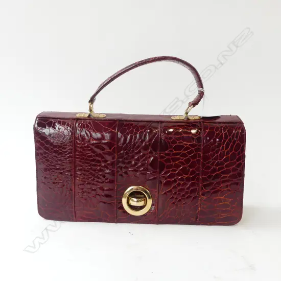 CROCODILE SKIN HAND BAG as new gilt metal fittings L.320mm matching small purse inside