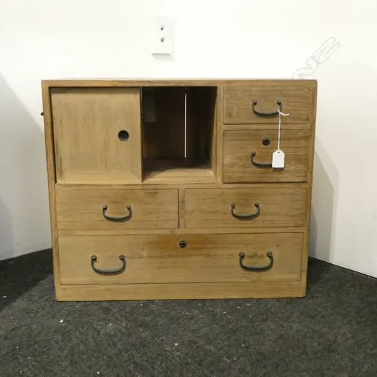 VINTAGE JAPANESE PALE WOOD 5 DRAWER 2 DOOR SMALL TANSU COLLECTOR'S CABINET W.555mm