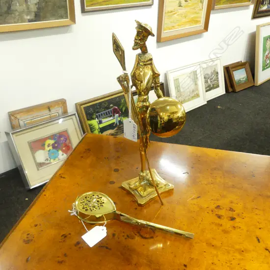 BRASS FIGURE H290 & BRASS GADGET L220MM