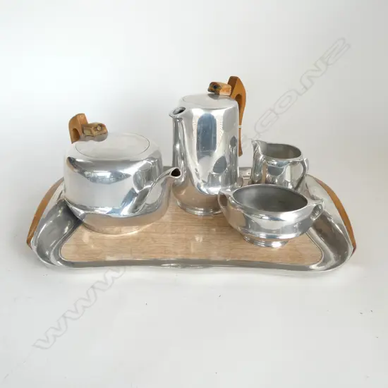 CLASSIC PIQUOTWARE TEA/COFFEE SET ON TRAY IN EXCELLENT CONDITION 