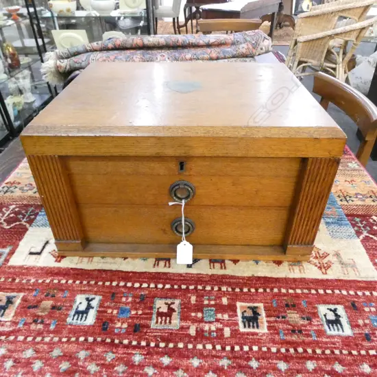 OAK CUTLERY CANTEEN (EMPTY)