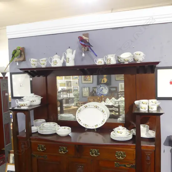 LG ROYAL DOULTON 'MIRAMONT' DINNER SET