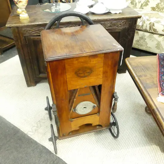 ANTIQUE VACUUM CLEANER 'THE DAISY' H.905mm