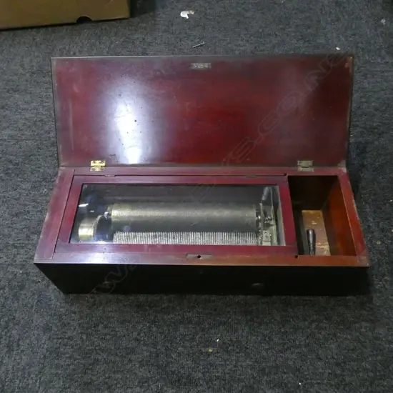 OLD C1900 MUSIC BOX WORKING 