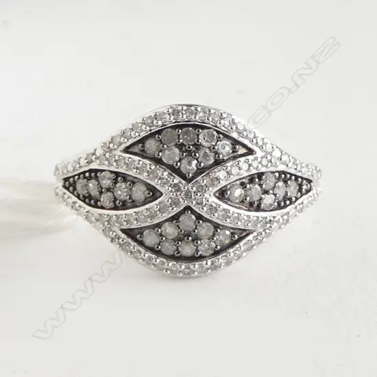 SILVER TWO TONE DIAMOND RING D=0.55ct SIZE P