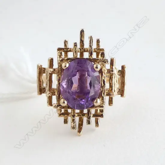 RETRO 9CT GOLD & AMETHYST DESIGNER RING 4.7gms SIZE O