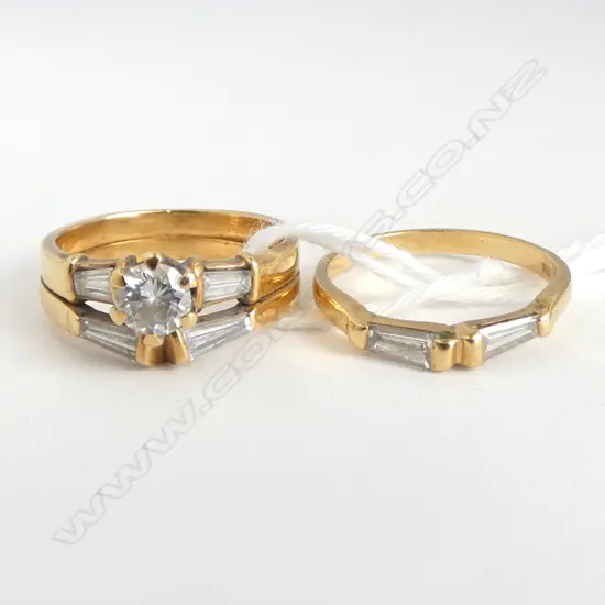18ct & DIAMOND 3 BAND SET 6.7gm (note small sizeJ