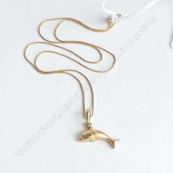 9ct GOLD DOLPHIN PENDANT NECKLACE fine chain L.400mm 4.15gms