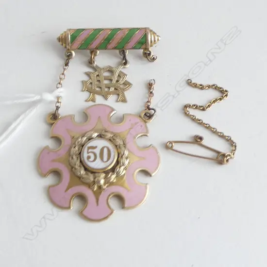 9ct GOLD & ENAMEL '50' LODGE TYPE PENDANT MEDALLION 14gms