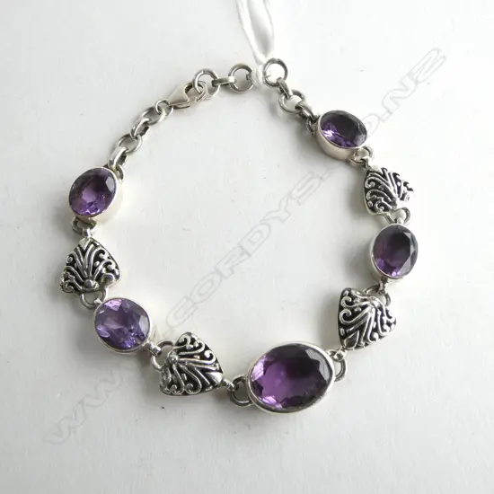 SILVER SET AMETHYST BRACELET