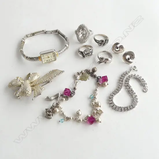 ASST. SILVER/MARCASITE/CRYSTAL JEWELLERY INCLDS; SILVER NOVELTY RINGS, CHARM BRACELET, RING & BROOCH