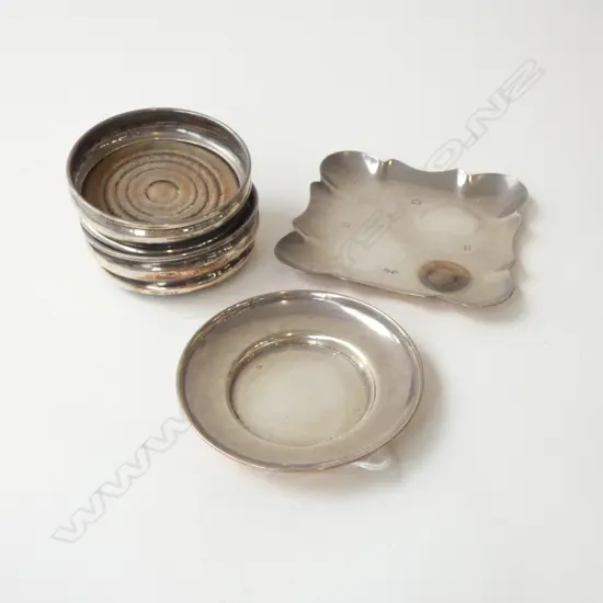 2 STG SILVER DISHES 122grms + PR COASTERS 108grms