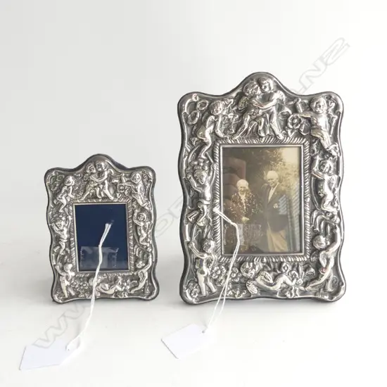 2 STG SILVER PHOTO FRAMES H.130 & H.190mm